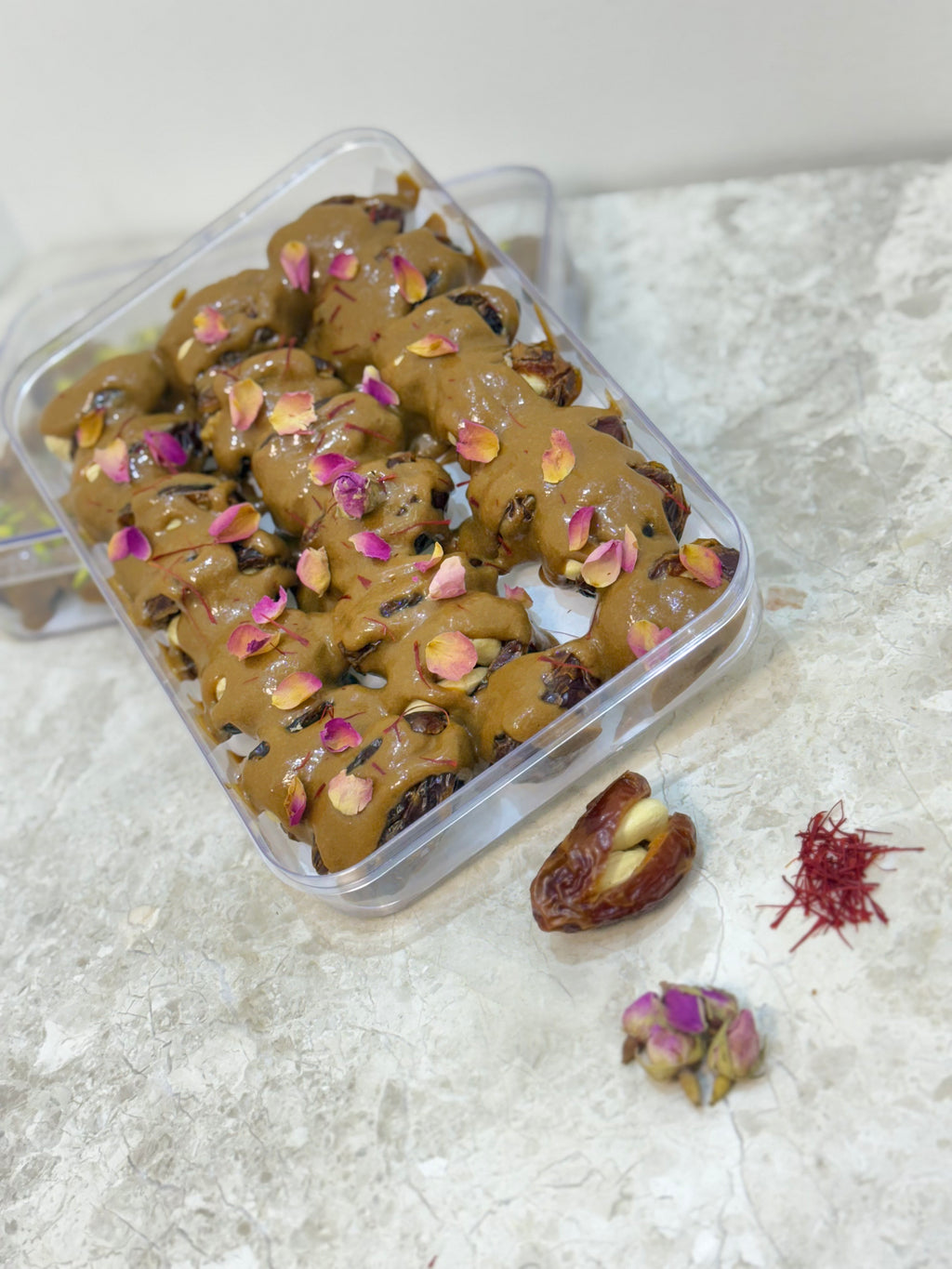 Majdoul Hospitality Dates