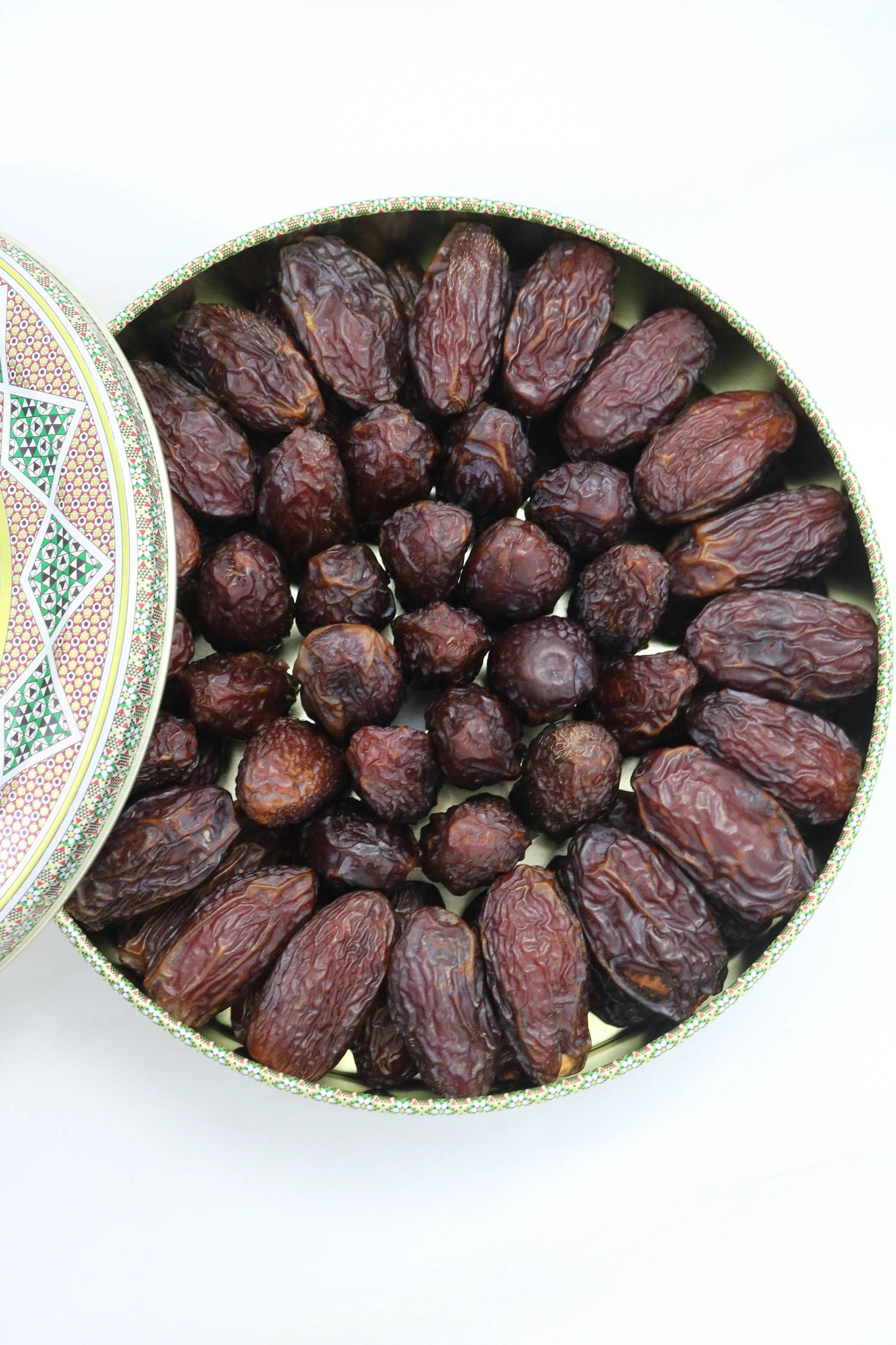 علبة تمر مجدول تقليدية – 1 كجم